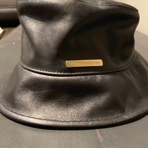 Juicy Couture Real Leather Bucket Hat❤️ One size